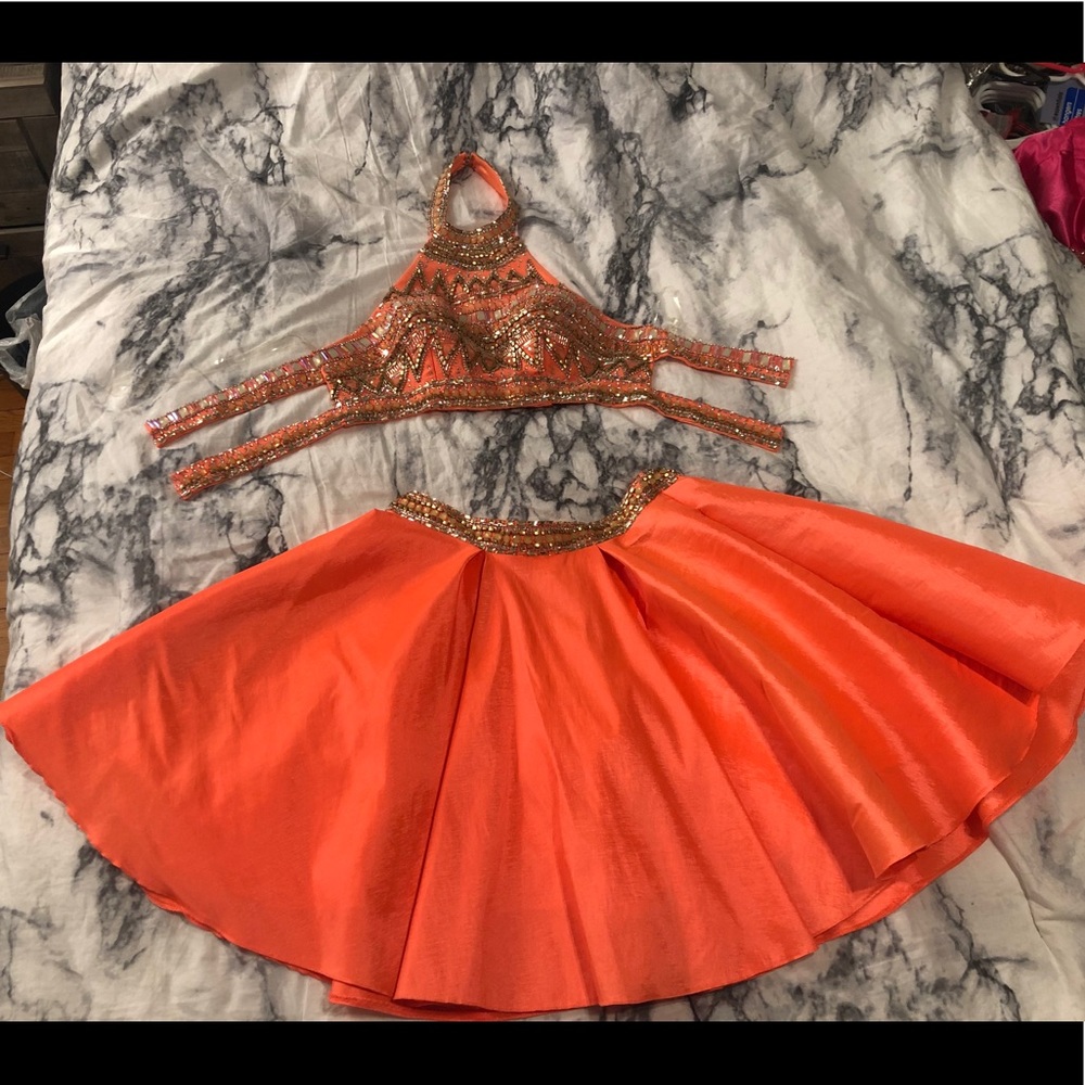 Two Piece Set - Picture 2 of 5